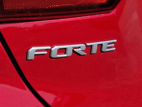 Certified 2023 Kia Forte GT w/ GT2 Package image 30