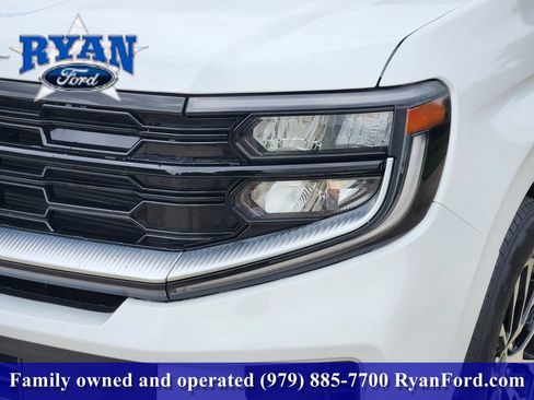 Certified 2025 Ford Expedition Max Platinum AWD/4WD image 6
