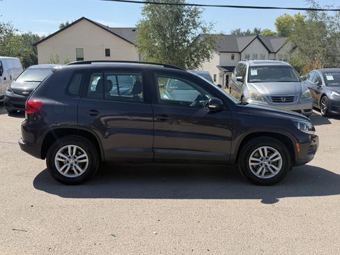 Used 2016 Volkswagen Tiguan S FWD image 7
