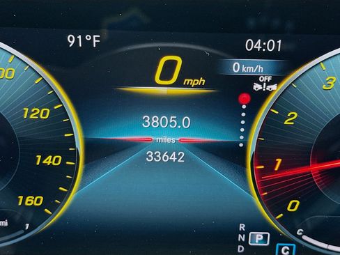 Used 2023 Mercedes-Benz GLB 250 image 8