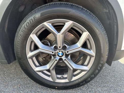 Used 2022 BMW X3 sDrive30i w/ M Sport Package image 4