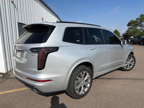 Used 2020 Cadillac XT6 Sport AWD/4WD image 3
