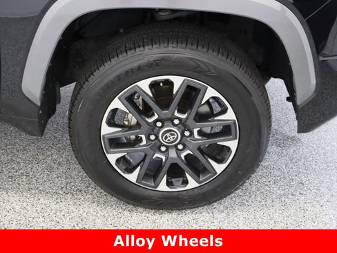 Used 2024 Toyota Tundra Limited image 5