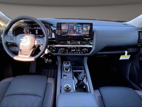 New 2026 Nissan Pathfinder Platinum w/ Accent Package AWD/4WD image 5
