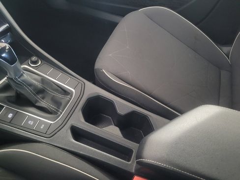 Used 2025 Volkswagen Jetta Sport FWD image 26