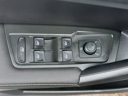 Used 2024 Volkswagen Tiguan S AWD/4WD image 15