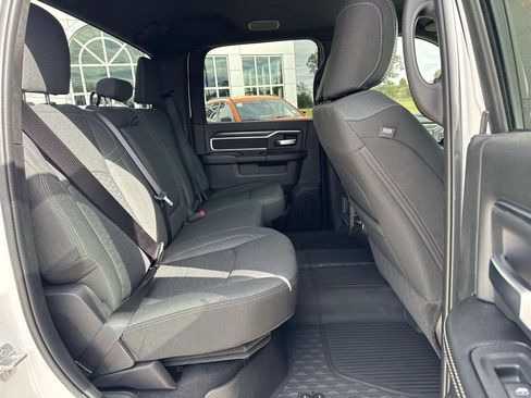 New 2026 RAM 2500 Big Horn AWD/4WD image 20