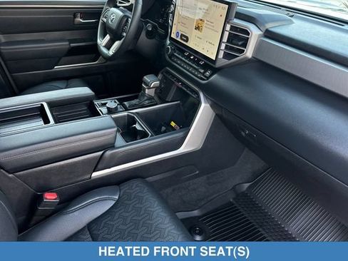 Used 2025 Toyota Tundra Limited AWD/4WD image 17