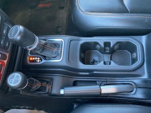 Used 2021 Jeep Gladiator Mojave image 28