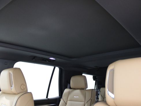 New 2025 Cadillac Escalade Premium Luxury w/ LPO, Radiant Package image 35