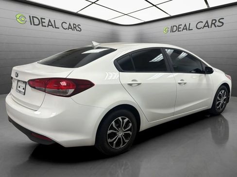 Used 2018 Kia Forte LX FWD image 5