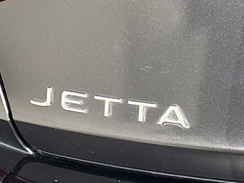 Used 2024 Volkswagen Jetta SE image 23