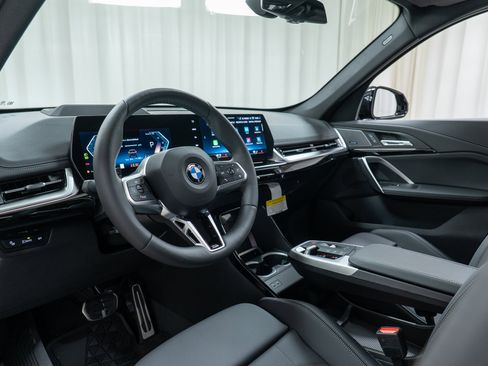 New 2026 BMW X1 xDrive28i w/ Technology Package AWD/4WD image 12