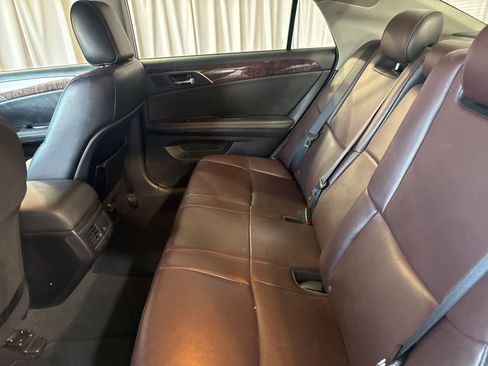 Used 2011 Toyota Avalon Limited FWD image 15