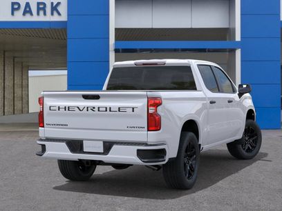 New 2026 Chevrolet Silverado 1500 Custom w/ LPO, Dark Essentials Package