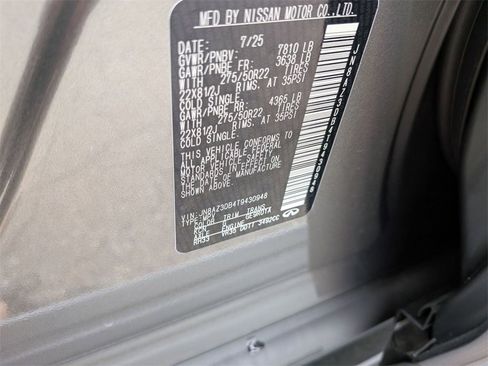 New 2026 INFINITI QX80 SPORT w/ Sport Exterior Package image 33