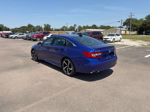 Used 2022 Honda Accord Sport Special Edition image 6