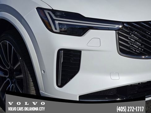 New 2026 Volvo XC90 B6 Plus w/ Protection Package Premier image 7