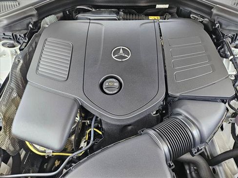 Certified 2026 Mercedes-Benz GLC 300 image 21