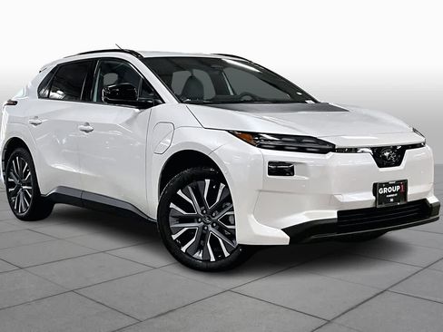 New 2026 Subaru Solterra image 2