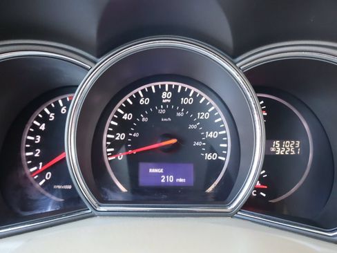 Used 2013 Nissan Murano SV AWD/4WD image 33