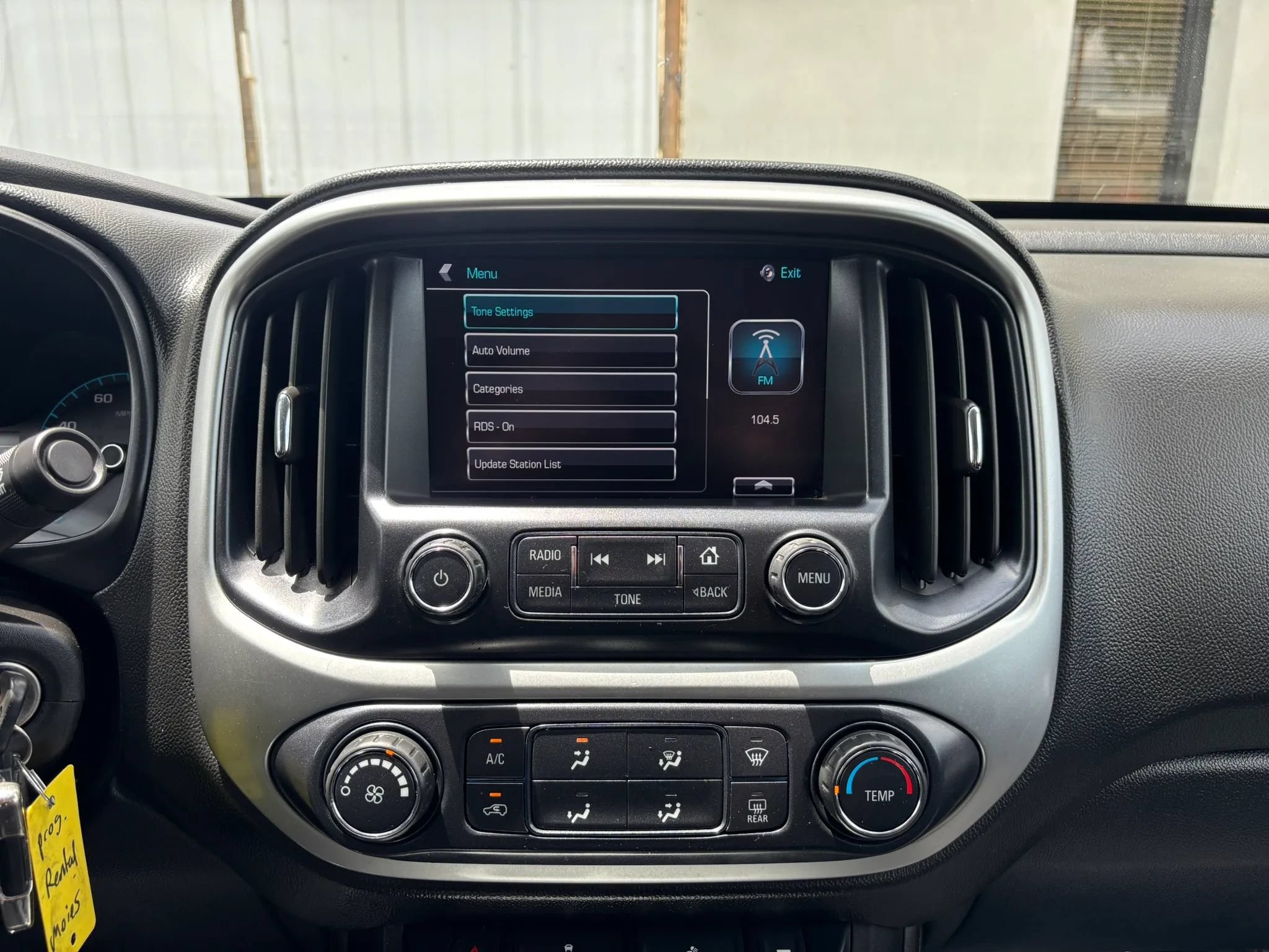 Used 2016 Chevrolet Colorado LT w/ LT Convenience Package RWD image 35