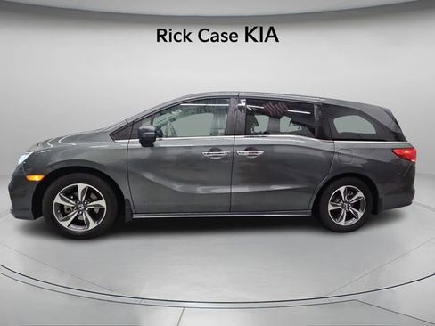 Used 2018 Honda Odyssey Touring image 3