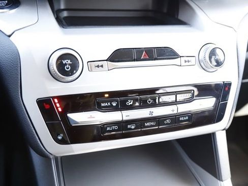 Used 2023 Ford Explorer XLT w/ Equipment Group 202A image 26