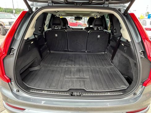 Used 2018 Volvo XC90 T5 Momentum AWD/4WD image 18