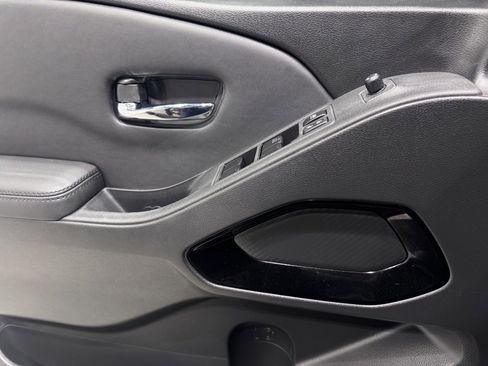 Certified 2022 Nissan Frontier PRO-4X w/ Pro-4X Premium Package image 15