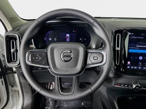 Used 2023 Volvo XC40 B5 Plus w/ Climate Package AWD/4WD image 13