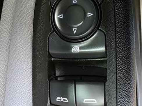 Used 2024 Chevrolet Equinox LS w/ LS Convenience Package FWD image 13