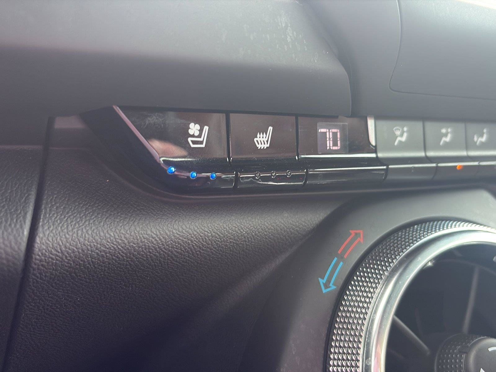 Used 2021 Chevrolet Camaro SS RWD image 36
