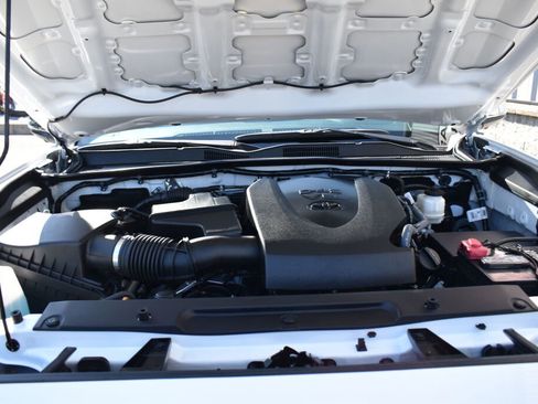 Certified 2021 Toyota Tacoma Limited image 27