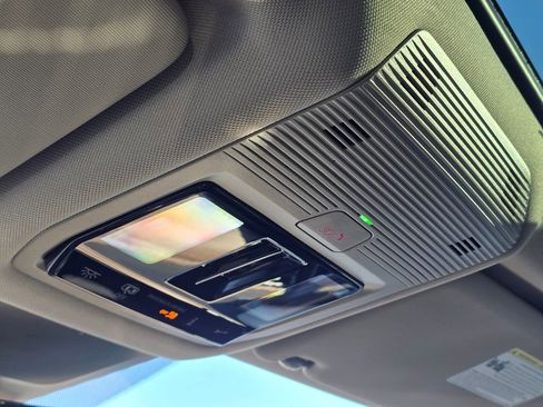 New 2026 Volkswagen Atlas SEL Premium R-Line image 32