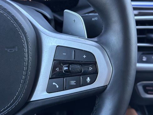 Used 2021 BMW X6 sDrive40i w/ M Sport Package image 9