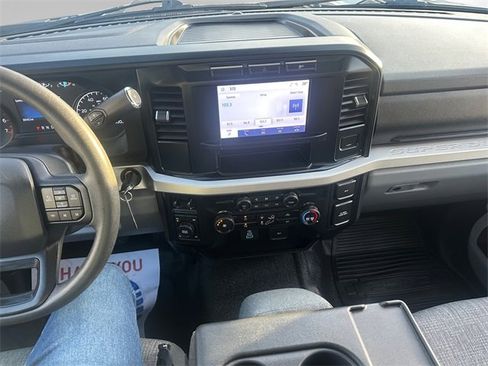 Used 2024 Ford F350 XLT w/ Snow Plow/Camper Package image 10