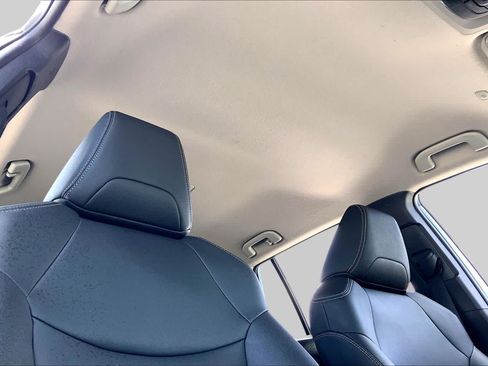 Certified 2026 Toyota Corolla Cross XLE FWD image 14