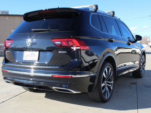 Used 2021 Volkswagen Tiguan SEL Premium R-Line image 11