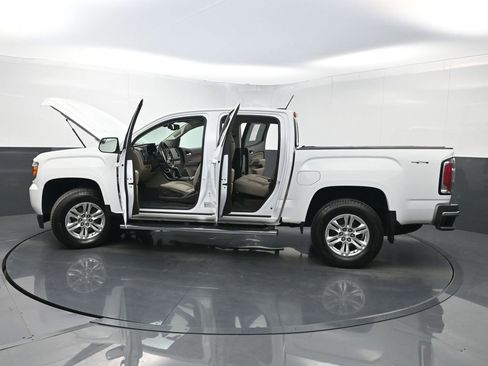 Used 2019 GMC Canyon SLE w/ SLE Convenience Package image 35