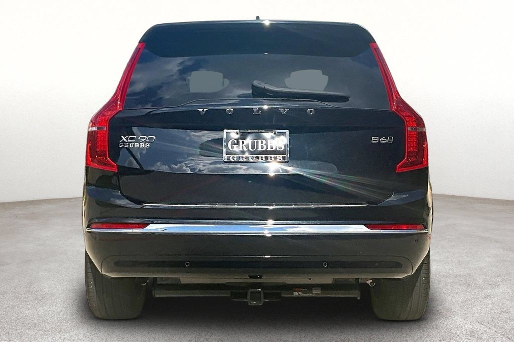 Used 2025 Volvo XC90 B6 Plus w/ Protection Package Premier AWD/4WD image 5