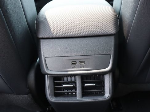 New 2027 Chevrolet Equinox LT w/ Convenience Package II FWD image 25