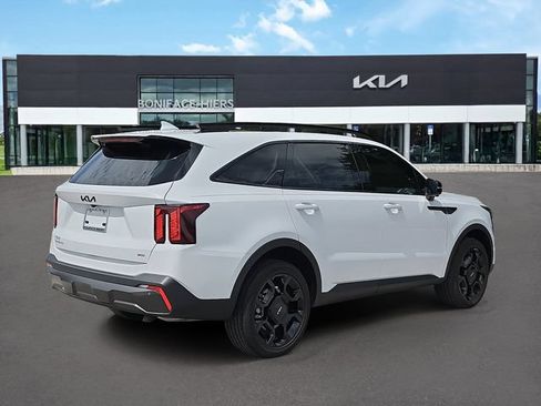 Certified 2024 Kia Sorento SX AWD/4WD image 4