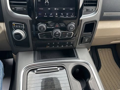 Used 2018 RAM 1500 Limited image 16