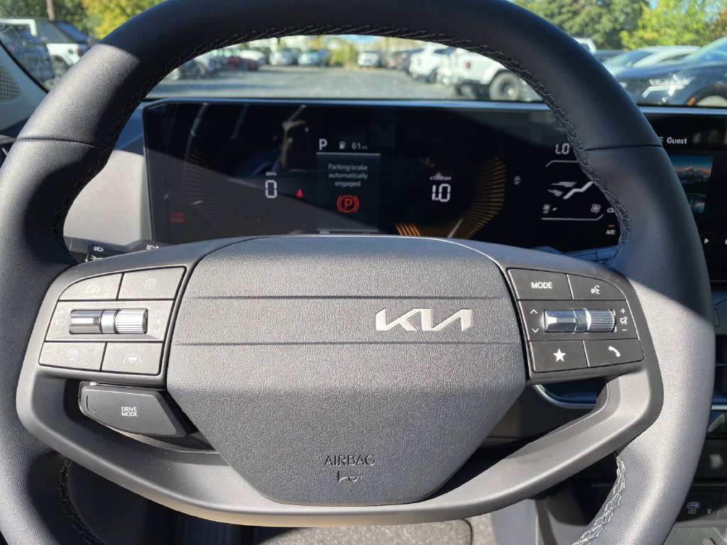 New 2026 Kia K4 EX FWD image 11