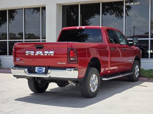 Certified 2026 RAM 2500 Big Horn AWD/4WD image 7