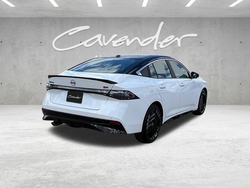 New 2026 Nissan Sentra SR FWD image 16