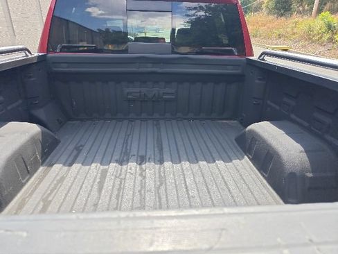 Used 2022 GMC Sierra 1500 SLT AWD/4WD image 4