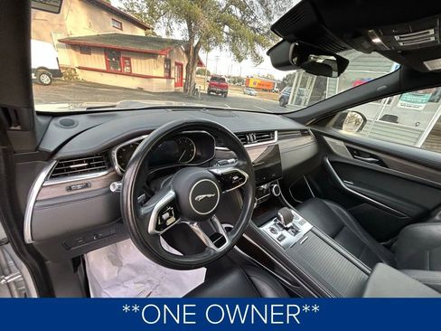 Used 2022 Jaguar F-PACE S image 2