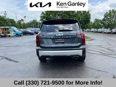 Certified 2024 Kia Telluride S w/ S Sunroof Package AWD/4WD image 12